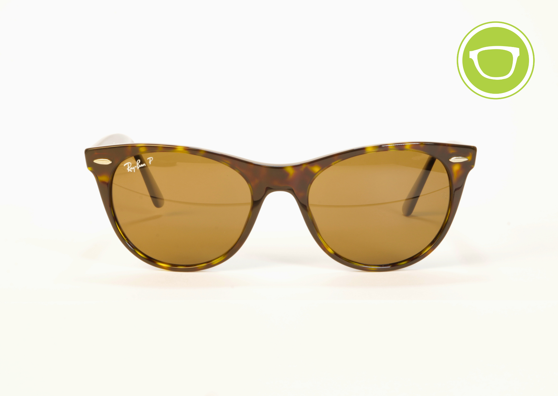 Gafas de sol Ray-Ban RB2140 902 Original Wayfarer en color havana, montura de acetato y lentes oscuras, diseño clásico icónico.